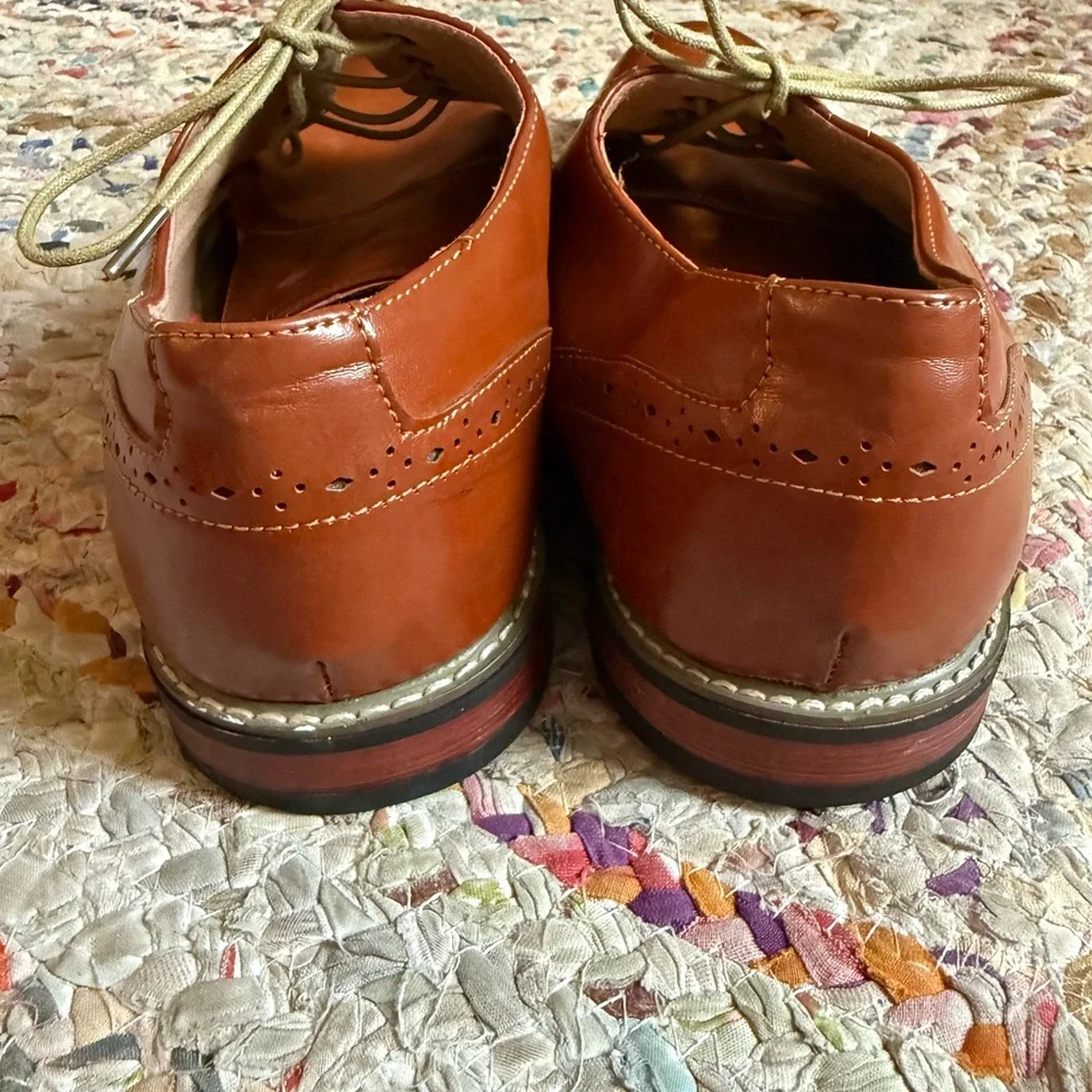 Elegant Brown Men's Oxfords‎